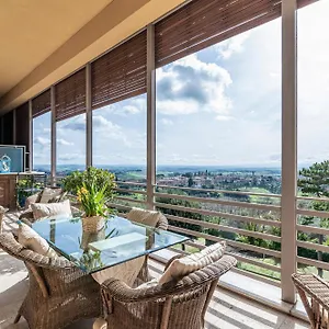 Apartment Porta Tufi Luxury With Private Parking!, Siena